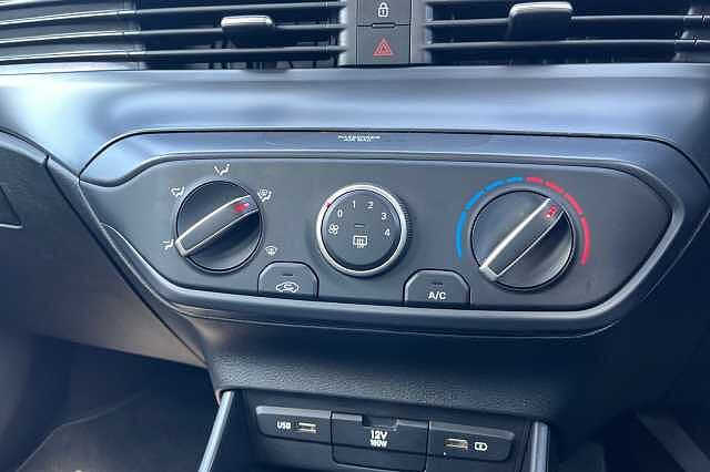 Hyundai I20 1.0 T Gdi Mhev Se Connect Hatchback 5dr Petrol Hybrid Manual Euro 6 (s/s) (100 P