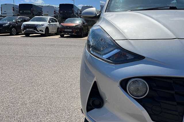 Hyundai I10 1.2 Se Connect Hatchback 5dr Petrol Manual Euro 6 (s/s) (84 Ps)