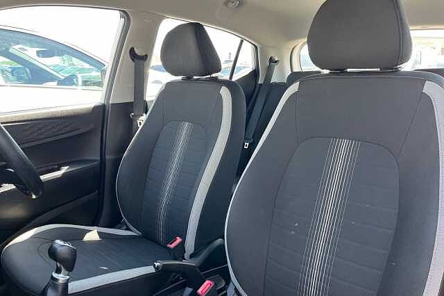 Hyundai I10 1.2 Se Connect Hatchback 5dr Petrol Manual Euro 6 (s/s) (84 Ps)