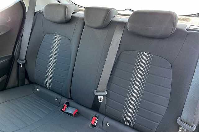 Hyundai I10 1.2 Se Connect Hatchback 5dr Petrol Manual Euro 6 (s/s) (84 Ps)