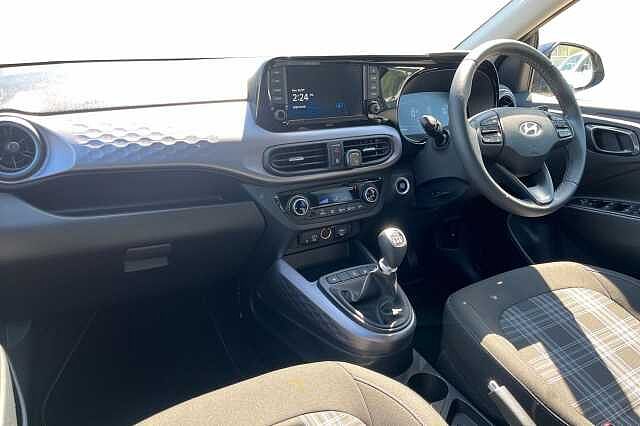 Hyundai I10 1.0 Premium Hatchback 5dr Petrol Manual Euro 6 (s/s) (63 Ps)