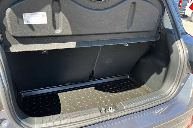 Hyundai I10 1.0 Premium Hatchback 5dr Petrol Manual Euro 6 (s/s) (63 Ps)