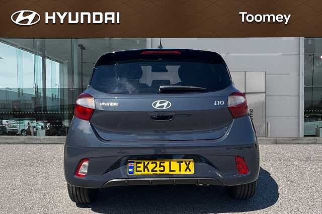 Hyundai I10 1.0 Premium Hatchback 5dr Petrol Manual Euro 6 (s/s) (63 Ps)