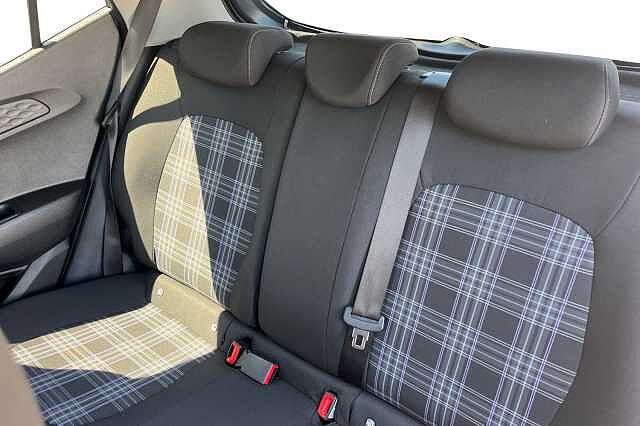 Hyundai I10 1.0 Premium Hatchback 5dr Petrol Manual Euro 6 (s/s) (63 Ps)