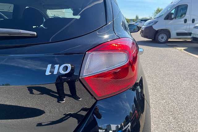 Hyundai I10 1.2 Premium Hatchback 5dr Petrol Auto Euro 6 (s/s) (79 Ps)