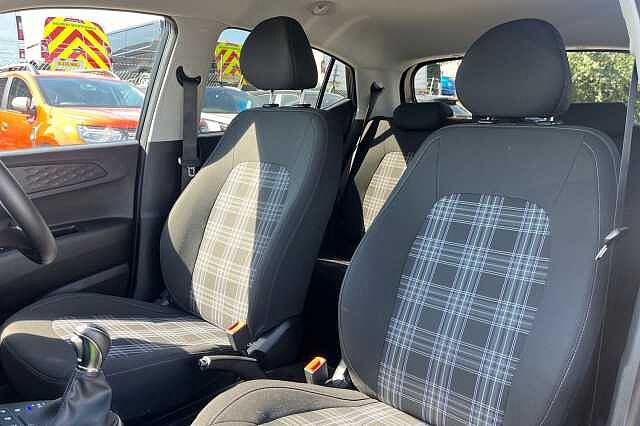 Hyundai I10 1.2 Premium Hatchback 5dr Petrol Auto Euro 6 (s/s) (79 Ps)