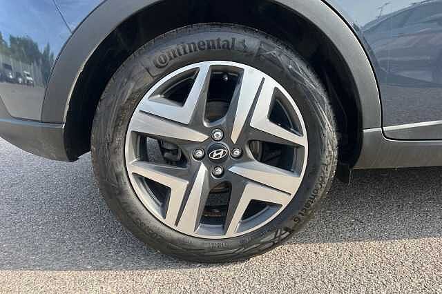Hyundai Bayon 1.0 T Gdi Mhev Premium Suv 5dr Petrol Hybrid Dct Euro 6 (s/s) (100 Ps)