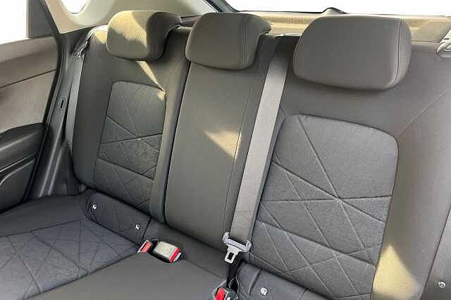 Hyundai Bayon 1.0 T Gdi Mhev Premium Suv 5dr Petrol Hybrid Dct Euro 6 (s/s) (100 Ps)