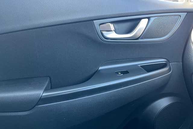 Hyundai Kona 1.6 H Gdi Premium Suv 5dr Petrol Hybrid Dct Euro 6 (s/s) (141 Ps)
