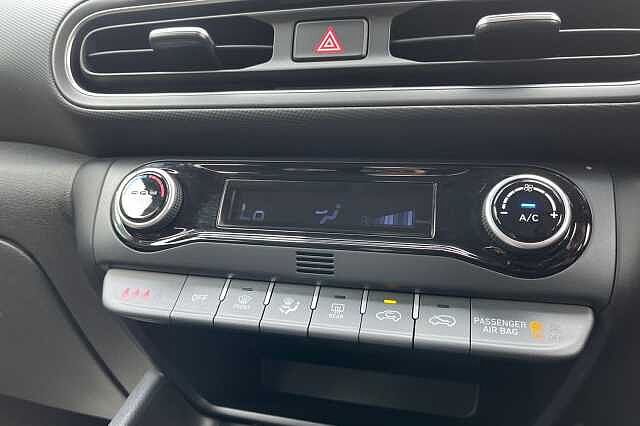 Hyundai Kona 1.0 T Gdi Mhev Premium Suv 5dr Petrol Hybrid Manual Euro 6 (s/s) (120 Ps)