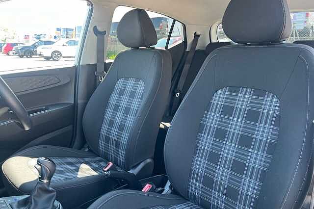 Hyundai I10 1.0 Premium Hatchback 5dr Petrol Auto Euro 6 (s/s) (63 Ps)