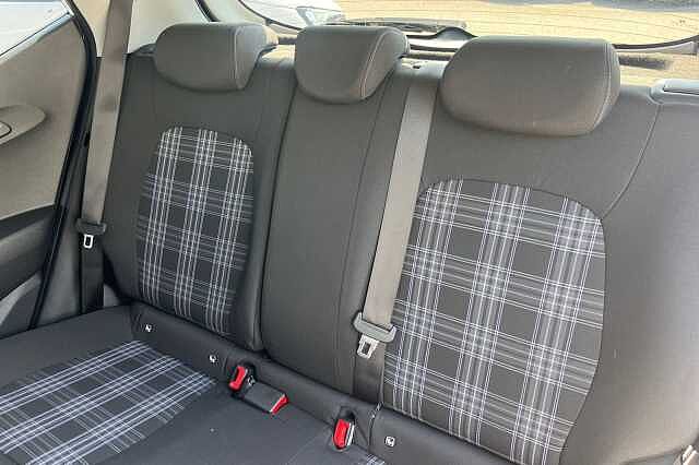 Hyundai I10 1.0 Premium Hatchback 5dr Petrol Auto Euro 6 (s/s) (63 Ps)