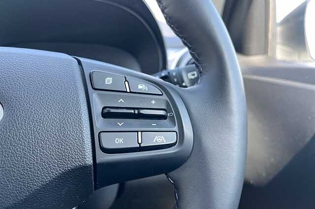 Hyundai I10 1.0 Premium Hatchback 5dr Petrol Auto Euro 6 (s/s) (63 Ps)