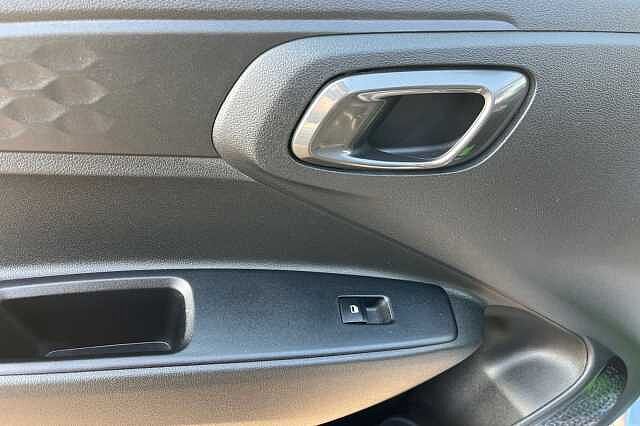 Hyundai I10 1.2 Premium Hatchback 5dr Petrol Auto Euro 6 (s/s) (79 Ps)