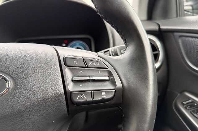 Hyundai Kona 1.6 H Gdi Premium Suv 5dr Petrol Hybrid Dct Euro 6 (s/s) (141 Ps)