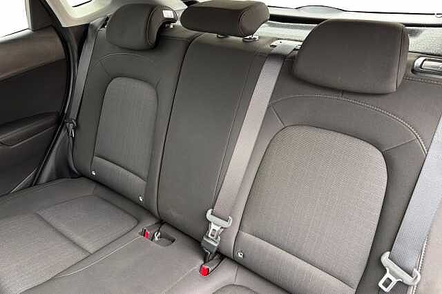 Hyundai Kona 1.6 H Gdi Premium Suv 5dr Petrol Hybrid Dct Euro 6 (s/s) (141 Ps)