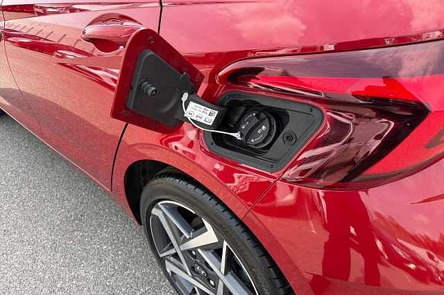 Hyundai I20 1.0 T Gdi Premium Hatchback 5dr Petrol Dct Euro 6 (s/s) (100 Ps)