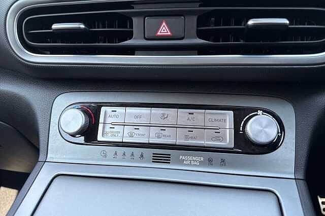 Hyundai Kona 39kwh Se Connect Suv 5dr Electric Auto (10.5kw Charger) (136 Ps)