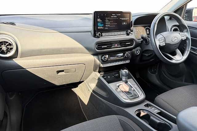 Hyundai KONA 1.6 H Gdi Premium Suv 5dr Petrol Hybrid Dct Euro 6 (s/s) (141 Ps) Phantom Black