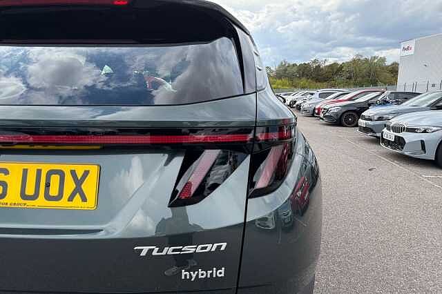Hyundai TUCSON 1.6t Hybrid Black Line Suv 5dr Petrol Hybrid Auto Euro 6 (s/s) (239 Ps) Pearl - Cypress Green