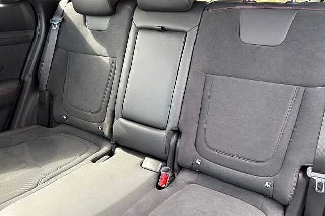Hyundai TUCSON 1.6t Hybrid Black Line Suv 5dr Petrol Hybrid Auto Euro 6 (s/s) (239 Ps) Pearl - Cypress Green
