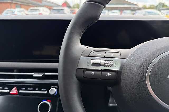 Hyundai TUCSON 1.6t Hybrid Black Line Suv 5dr Petrol Hybrid Auto Euro 6 (s/s) (239 Ps) Pearl - Cypress Green