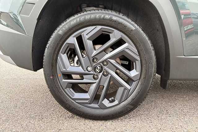 Hyundai TUCSON 1.6t Hybrid Black Line Suv 5dr Petrol Hybrid Auto Euro 6 (s/s) (239 Ps) Pearl - Cypress Green