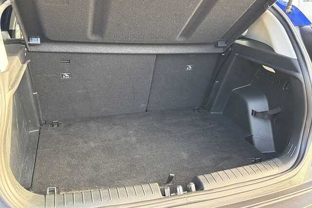 Hyundai BAYON 1.0 T Gdi Mhev Premium Suv 5dr Petrol Hybrid Dct Euro 6 (s/s) (100 Ps) Intense Blue