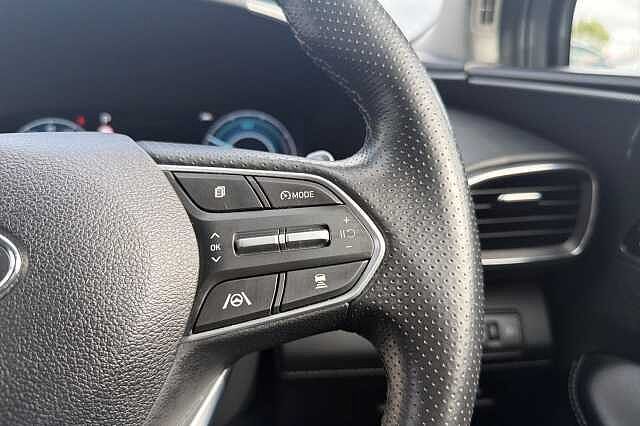 Hyundai SANTA FE 1.6 T Gdi 13.8kwh Ultimate Suv 5dr Petrol Plug In Hybrid Auto 4wd Euro 6 (s/s) ( Magnetic Force