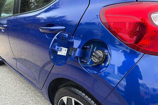 Hyundai I10 1.2 Premium Hatchback 5dr Petrol Auto Euro 6 (s/s) (84 Ps) Blue