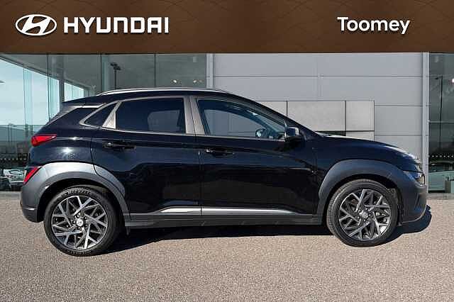 Hyundai KONA 1.6 H Gdi Premium Suv 5dr Petrol Hybrid Dct Euro 6 (s/s) (141 Ps) Phantom Black