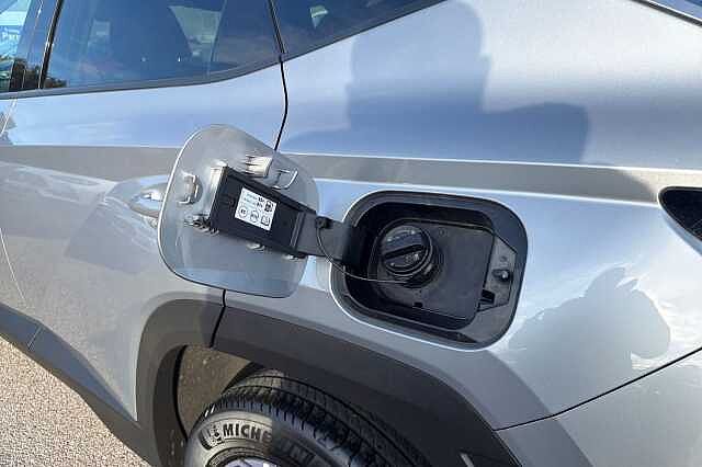 Hyundai TUCSON 1.6 T Gdi Advance Suv 5dr Petrol Hybrid Auto Euro 6 (s/s) (215 Ps) Shimmering Silver