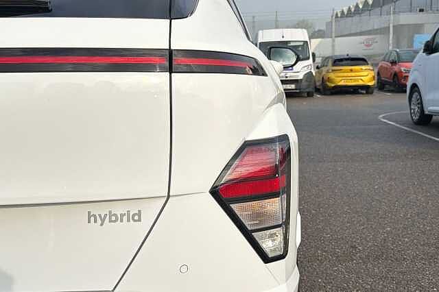 Hyundai KONA 1.6 H Gdi N Line Suv 5dr Petrol Hybrid Dct Euro 6 (s/s) (138 Ps) White