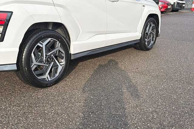 Hyundai KONA 1.6 H Gdi N Line Suv 5dr Petrol Hybrid Dct Euro 6 (s/s) (138 Ps) White