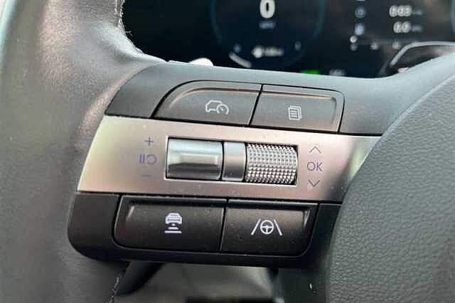 Hyundai KONA 1.6 GDI HYBRID ULTIMATE 5DR DCT Cyber grey