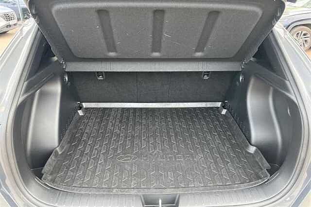 Hyundai KONA 1.6 GDI HYBRID N LINE 5DR DCT ECOTRONIC GREY