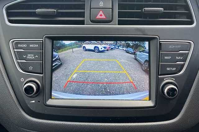 Hyundai i20 1.0 T-GDI PREMIUM NAV 5DR AUTO
