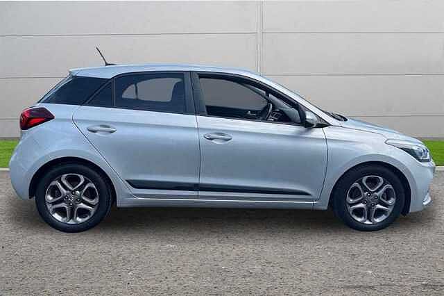 Hyundai i20 1.0 T-GDI PREMIUM NAV 5DR AUTO