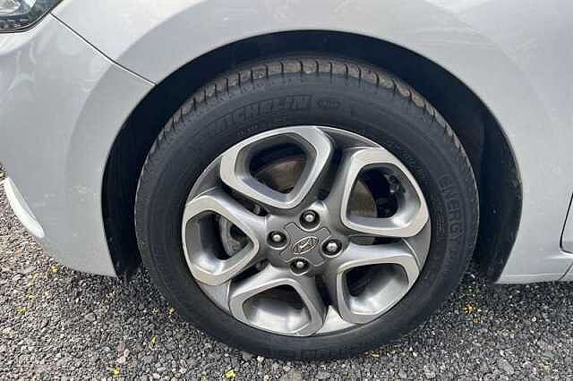 Hyundai i20 1.0 T-GDI PREMIUM NAV 5DR AUTO