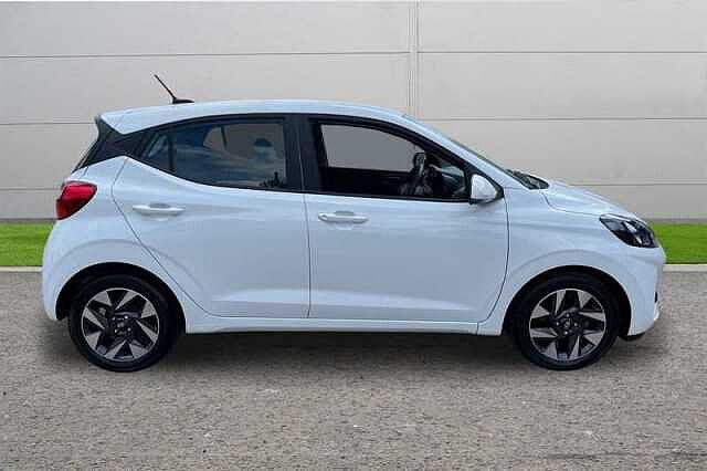 Hyundai i10 1.0 [63] ADVANCE 5DR [NAV]