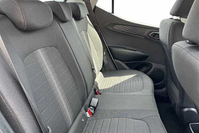 Hyundai i10 1.0 [63] ADVANCE 5DR [NAV]