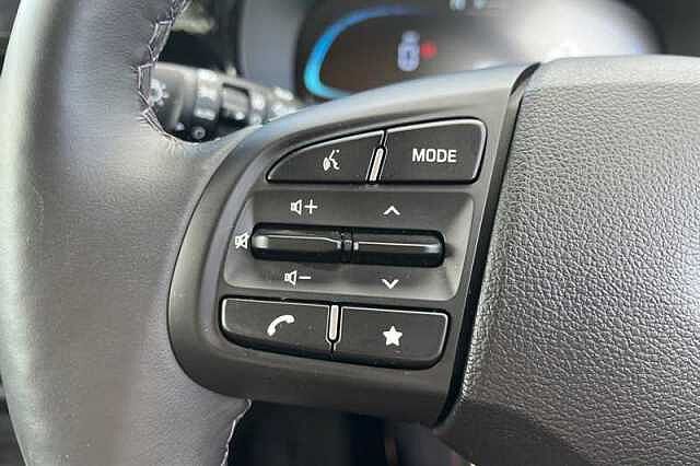 Hyundai i10 1.2 [79] PREMIUM 5DR AUTO [NAV]