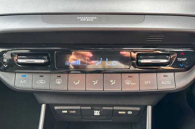 Hyundai i20 1.0T GDI 48V MHD PREMIUM 5DR