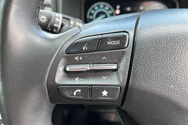Hyundai KONA 1.6 GDI HYBRID PREMIUM 5DR DCT
