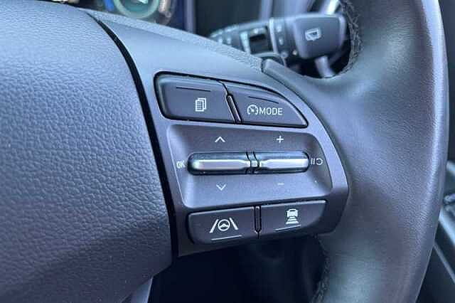 Hyundai KONA 1.6 GDI HYBRID PREMIUM 5DR DCT