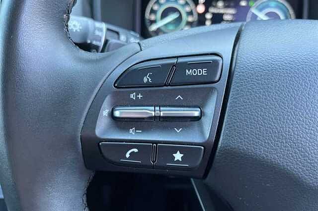 Hyundai KONA 1.6 GDI HYBRID PREMIUM 5DR DCT