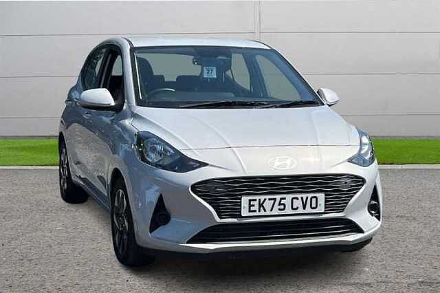 1.0 [63] ADVANCE 5DR [NAV]