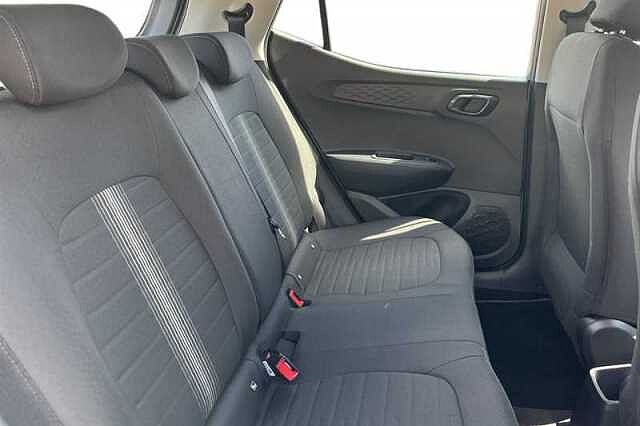 Hyundai i10 1.0 [63] ADVANCE 5DR [NAV]