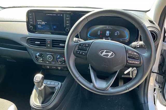 Hyundai i10 1.0 [63] ADVANCE 5DR [NAV]