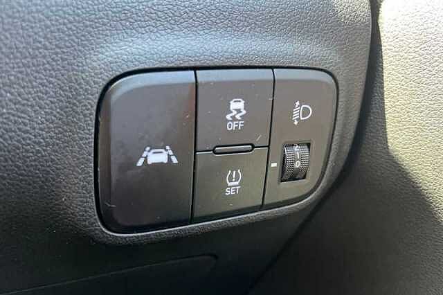 Hyundai i10 1.2 PREMIUM 5DR AUTO